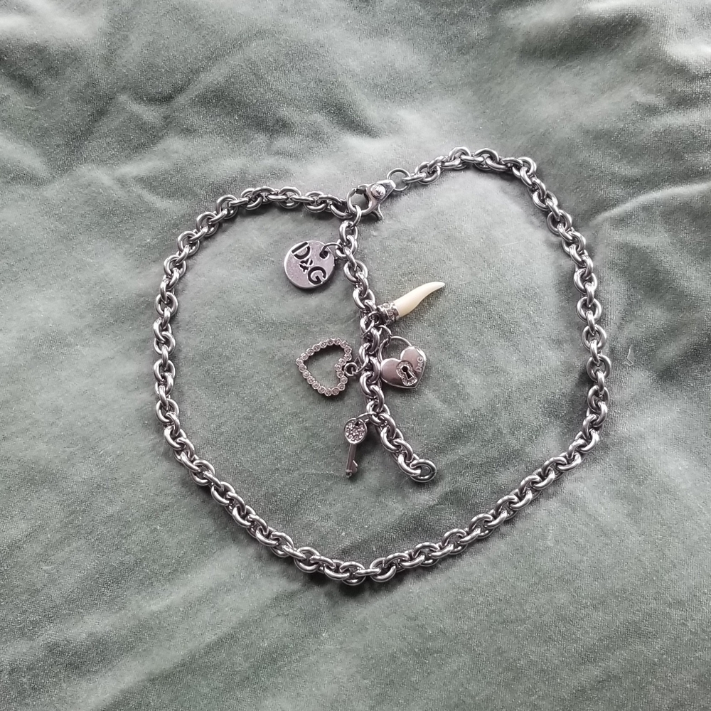 Dolce & Gabbana Necklace - Picture 7 of 7